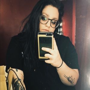 Meet your Posher, Acacia